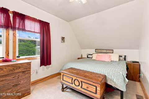 Tiny photo for 445 Ricker Rd, Greeneville, TN 37743 (MLS # 1349716)