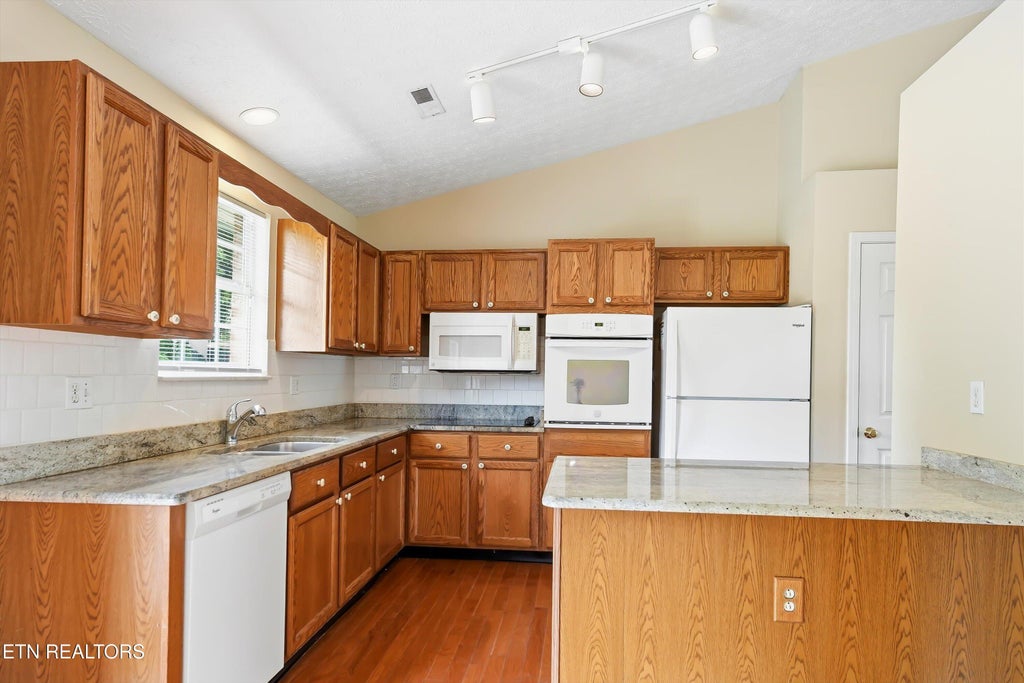 Photo of 7200 Genoa Lane, Knoxville, TN 37918 (MLS # 1345605)