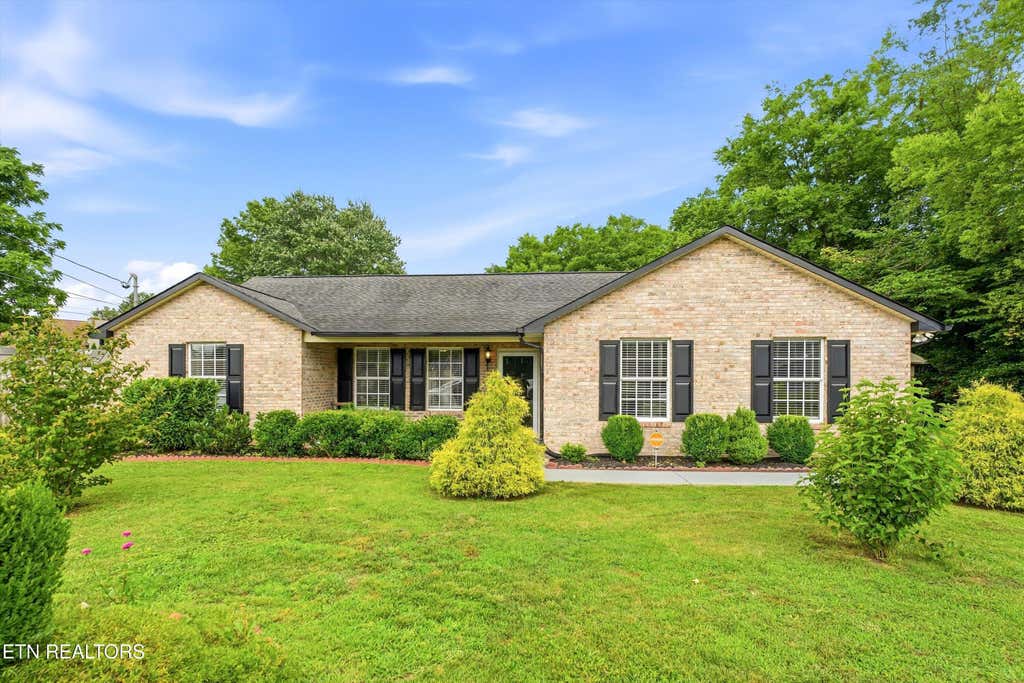 Photo of 7200 Genoa Lane, Knoxville, TN 37918 (MLS # 1345605)
