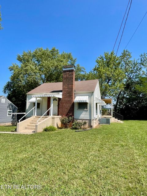 Photo of 5108 Marguerite Rd, Knoxville, TN 37912 (MLS # 1319274)