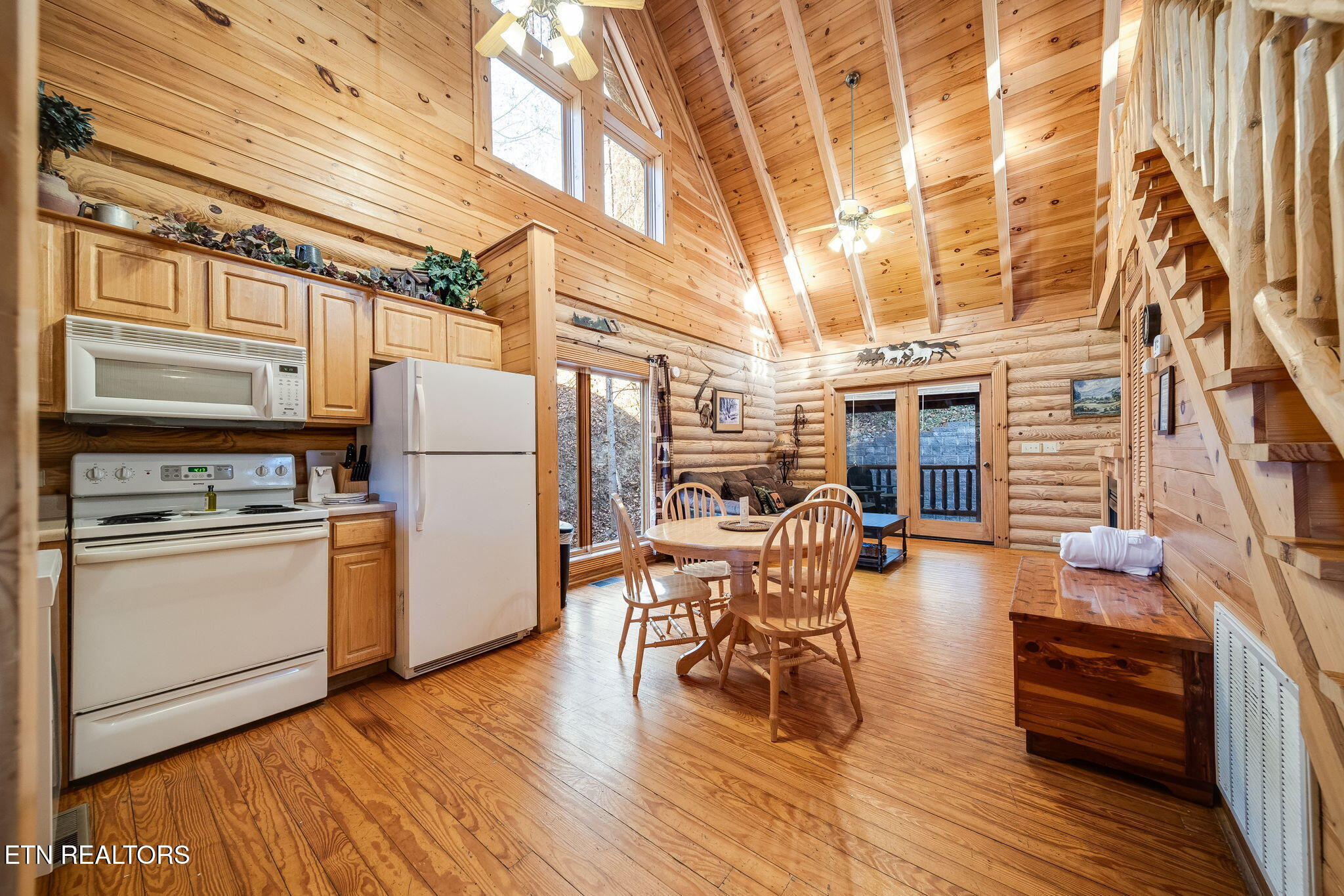 3221 Smoky Ridge Way