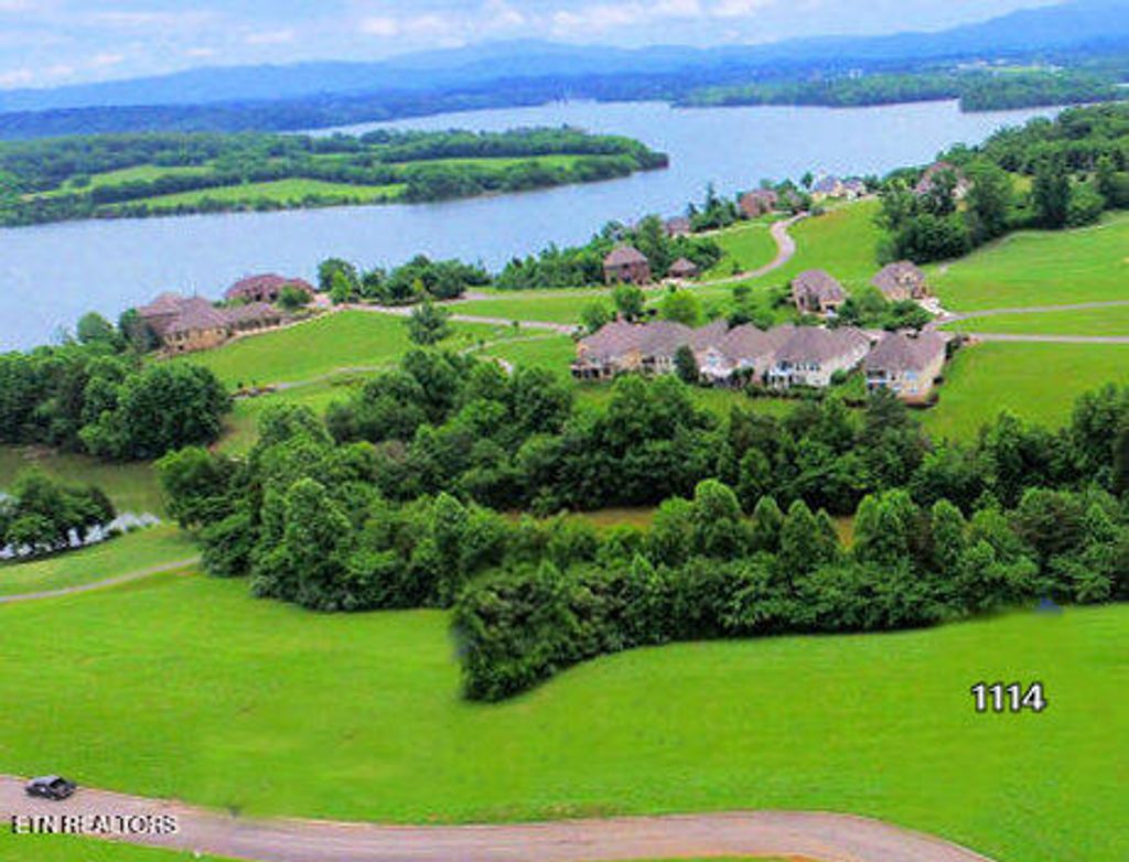 Photo of 108 Parkside Drive, Vonore, TN 37885 (MLS # 1315240)