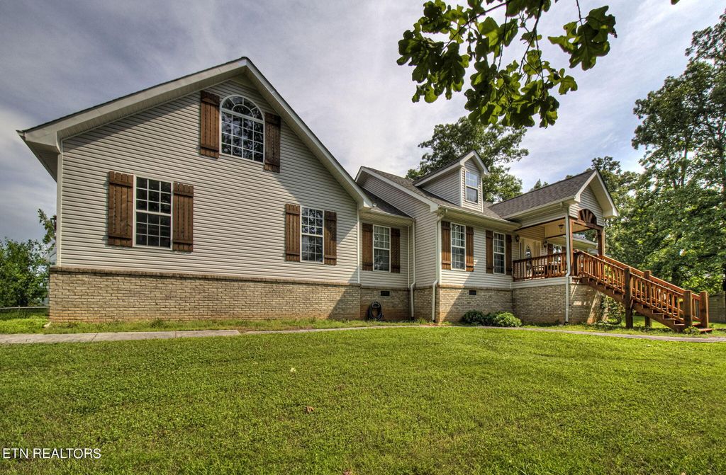 Photo of 926 Mecca Pike, Tellico Plains, TN 37385 (MLS # 1264183)