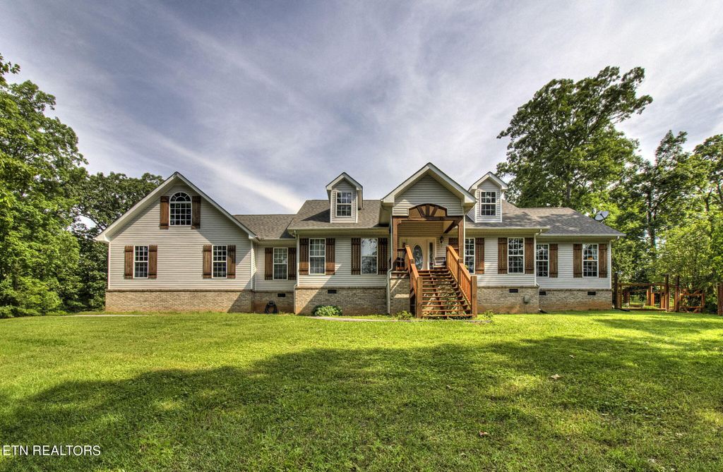 Photo of 926 Mecca Pike, Tellico Plains, TN 37385 (MLS # 1264183)