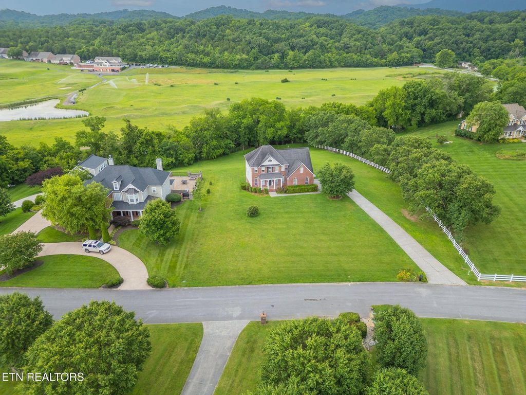 Photo of 1010 Creek Brook Lane, Seymour, TN 37865 (MLS # 1304863)