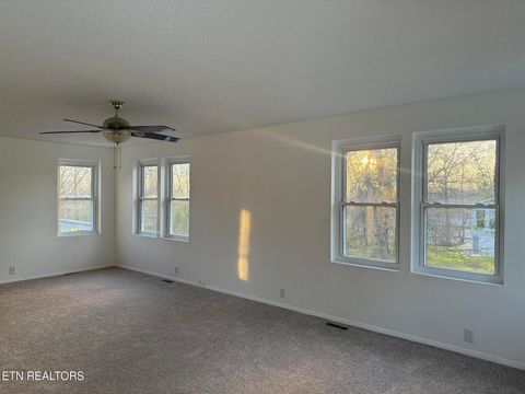 Tiny photo for 424 Lakeview Drive, Crossville, TN 38558 (MLS # 1334849)