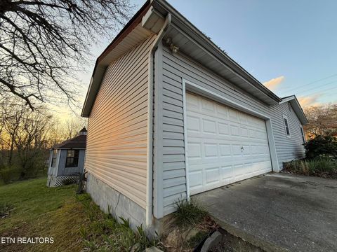 Tiny photo for 424 Lakeview Drive, Crossville, TN 38558 (MLS # 1334849)