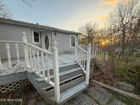 Tiny photo for 424 Lakeview Drive, Crossville, TN 38558 (MLS # 1334849)