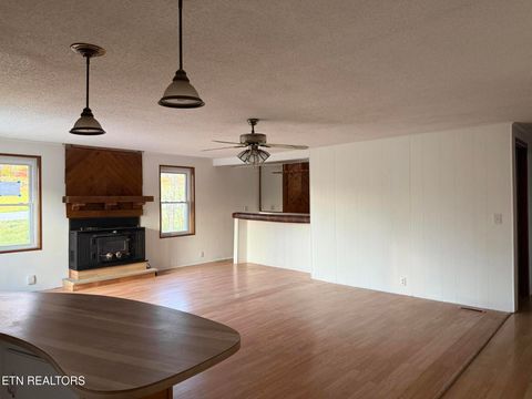 Tiny photo for 424 Lakeview Drive, Crossville, TN 38558 (MLS # 1334849)