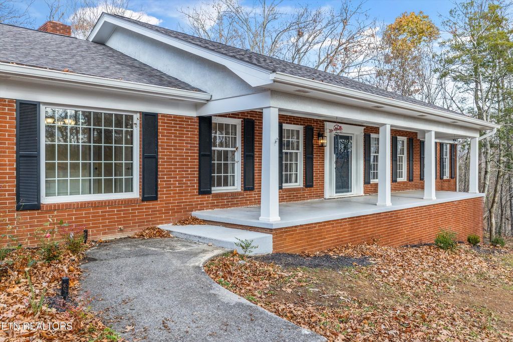 Photo of 340 Mountain View Drive, Rutledge, TN 37861 (MLS # 1283747)