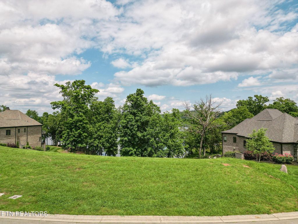 Photo of 17188 Lighthouse Point Drive, Lenoir City, TN 37772 (MLS # 1301658)
