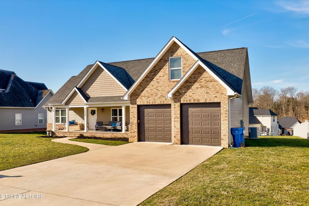 Photo of 9236 Gabrielle Rd, Strawberry Plains, TN 37871 (MLS # 1292054)