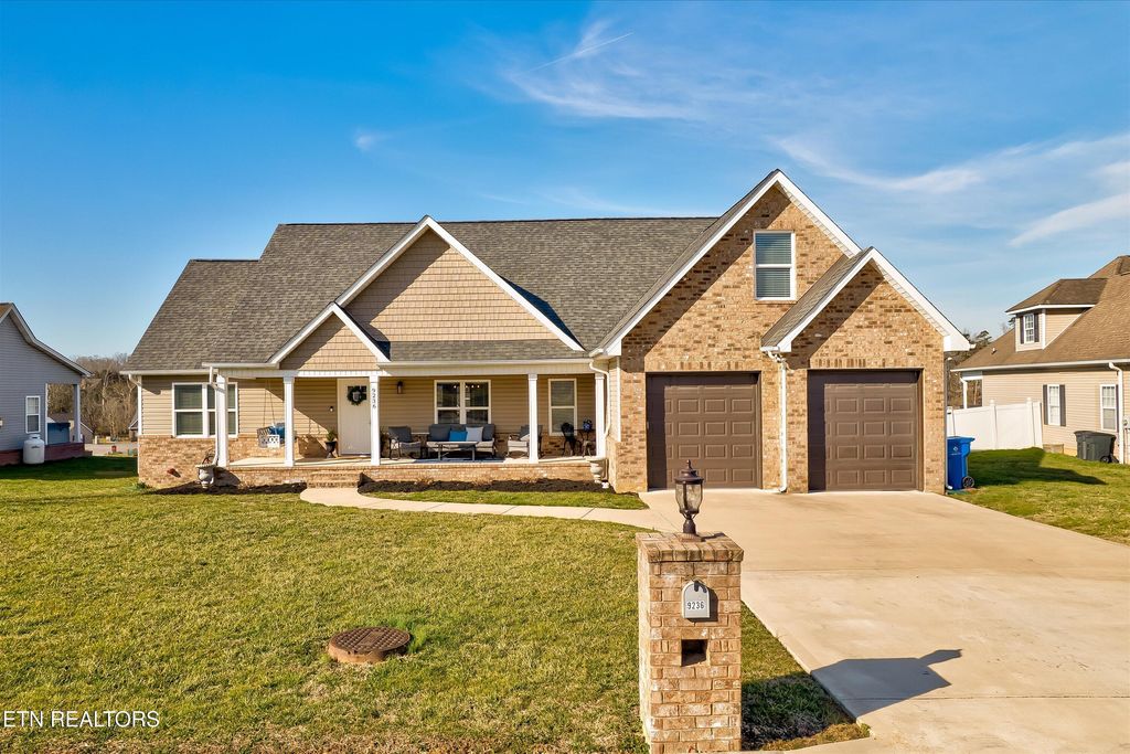 Photo of 9236 Gabrielle Rd, Strawberry Plains, TN 37871 (MLS # 1292054)