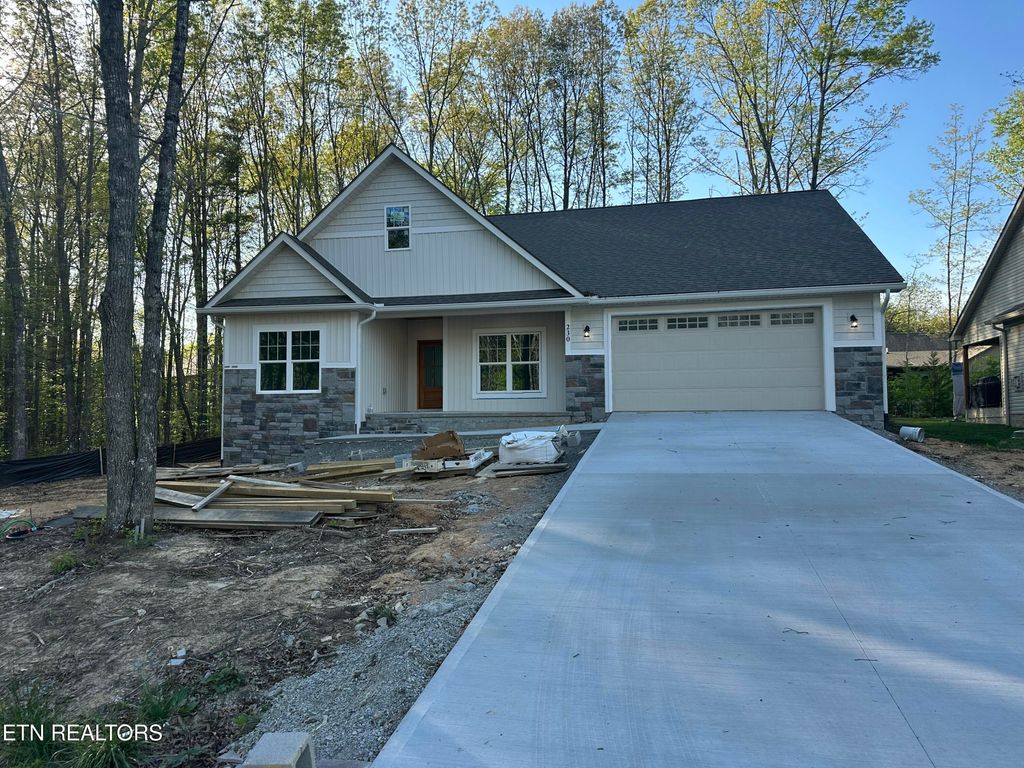 Photo of 230 Thrushwood Drive, Crossville, TN 38558 (MLS # 1337785)