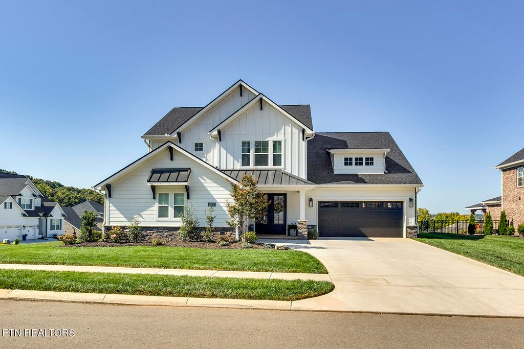 Photo of 215 Reverence Run Lane, Farragut, TN 37934 (MLS # 1299261)