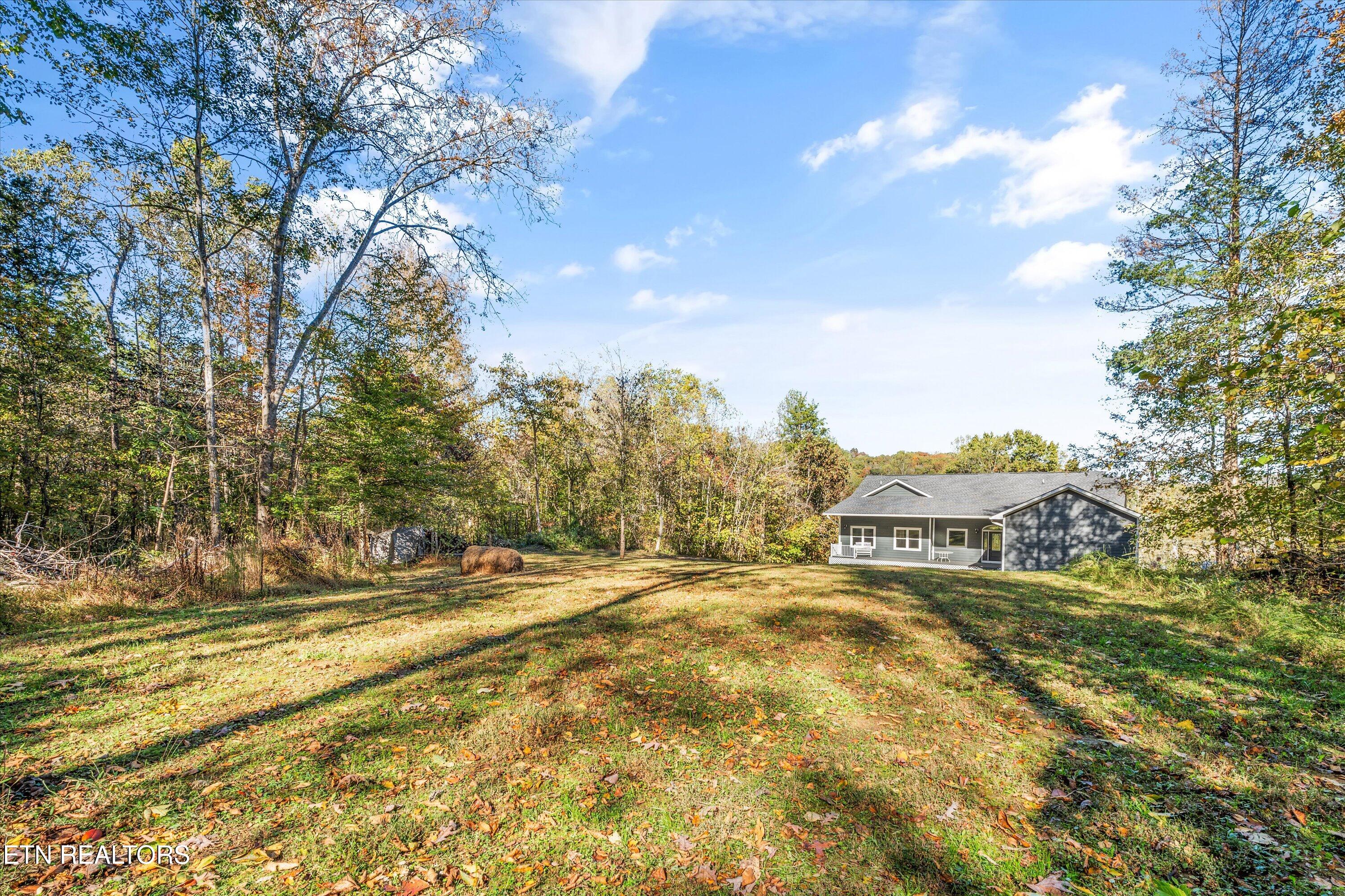 620 E Norris Point Rd