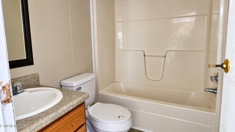 Tiny photo for 137 Cutters Lane, Clinton, TN 37716 (MLS # 1359186)