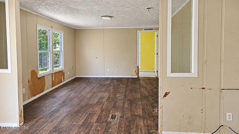 Tiny photo for 137 Cutters Lane, Clinton, TN 37716 (MLS # 1359186)
