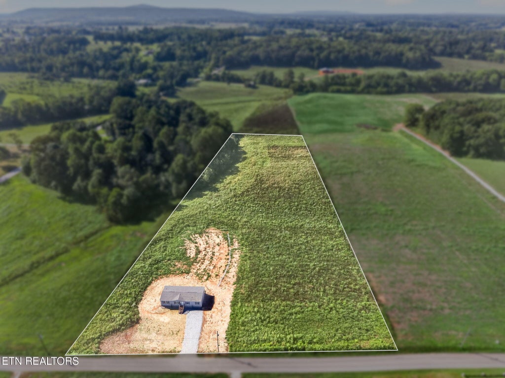 Photo of 197 Petty Rd, Sparta, TN 38583 (MLS # 1355606)