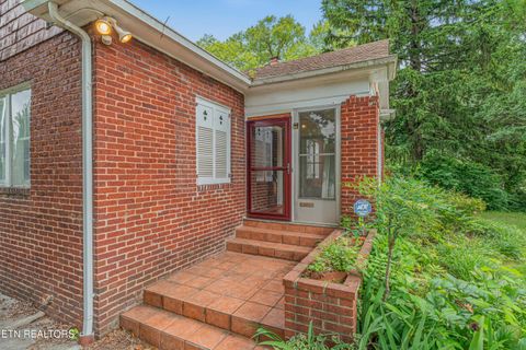Tiny photo for 3315 Bellevue St, Knoxville, TN 37917 (MLS # 1344048)