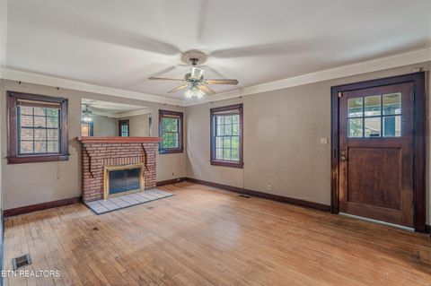 Tiny photo for 3315 Bellevue St, Knoxville, TN 37917 (MLS # 1344048)