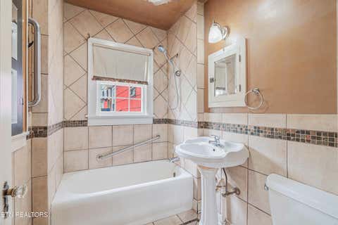 Tiny photo for 3315 Bellevue St, Knoxville, TN 37917 (MLS # 1344048)