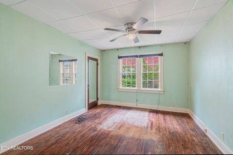 Tiny photo for 3315 Bellevue St, Knoxville, TN 37917 (MLS # 1344048)
