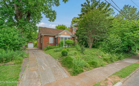 Tiny photo for 3315 Bellevue St, Knoxville, TN 37917 (MLS # 1344048)