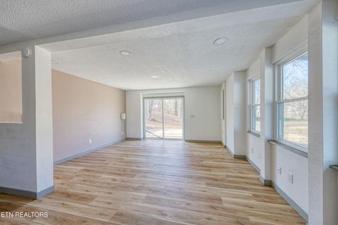 Tiny photo for 415 N Ridge Ave, Rockwood, TN 37854 (MLS # 1333365)