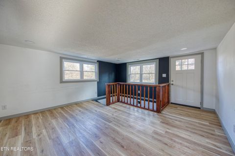 Tiny photo for 415 N Ridge Ave, Rockwood, TN 37854 (MLS # 1333365)