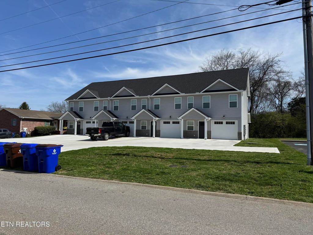 Photo of 1532 Meadow Spring Drive, Jefferson City, TN 37760 (MLS # 1332716)