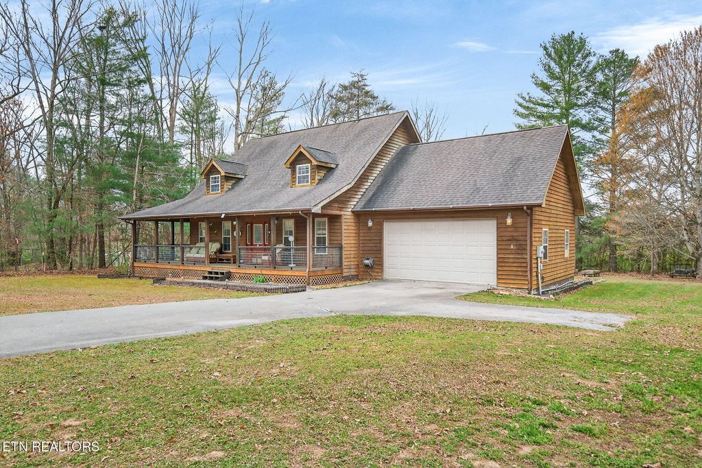 Photo of 81 Pine Tree Circle, Crossville, TN 38571 (MLS # 1333981)