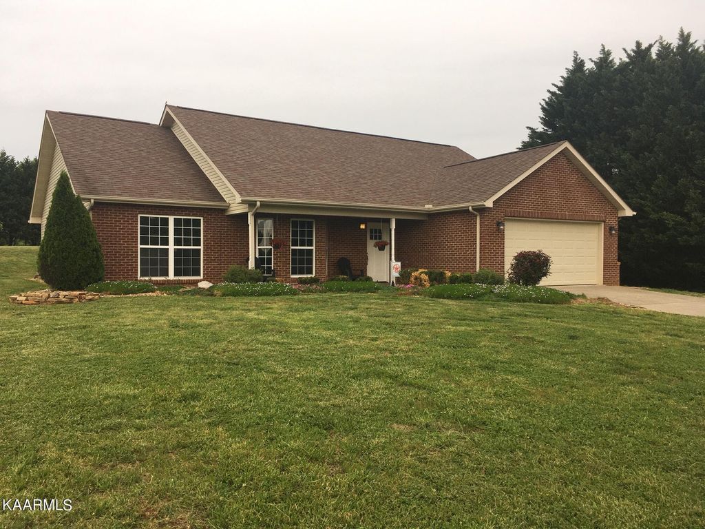 Photo of 4127 Light Pink Rd, Louisville, TN 37777 (MLS # 1225918)