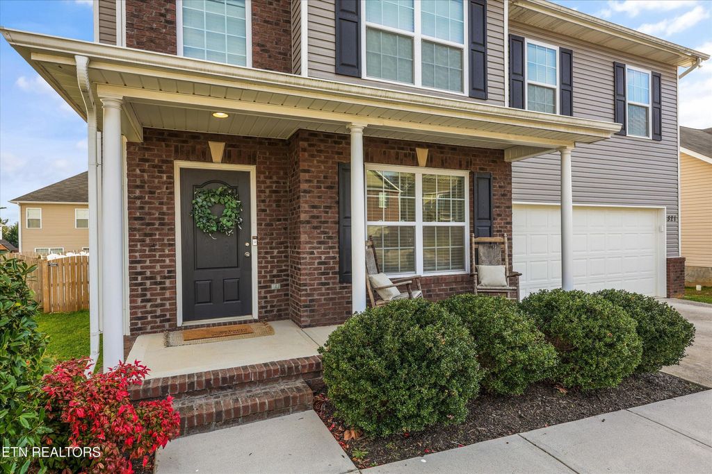 Photo of 321 Caboose Lane, Maryville, TN 37804 (MLS # 1326073)