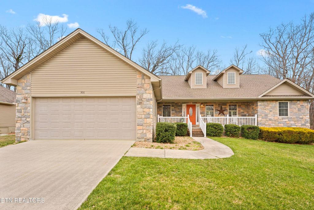 Photo of 531 Lakeview Drive, Fairfield Glade, TN 38558 (MLS # 1327155)