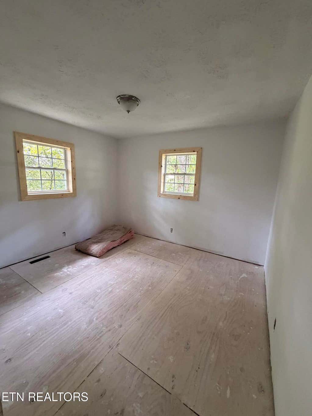 Photo of 1968 Sparta Hwy, Sparta, TN 38583 (MLS # 1352680)