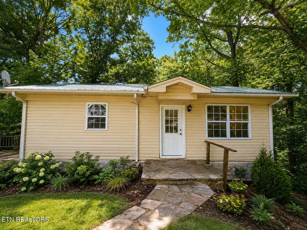 Photo of 1968 Sparta Hwy, Sparta, TN 38583 (MLS # 1352680)