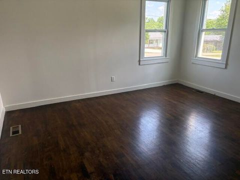 Tiny photo for 405 Greenwood Circle, Madisonville, TN 37354 (MLS # 1347967)