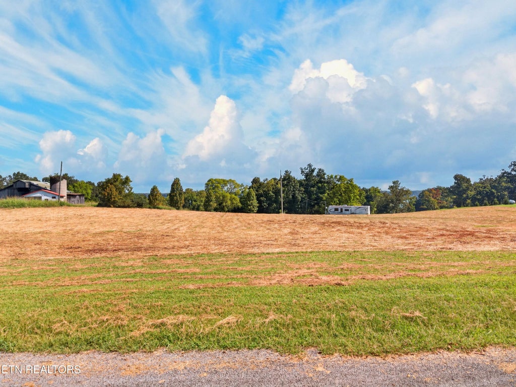 Photo of 3 Mullins Chapel Rd, Dandridge, TN 37725 (MLS # 1356663)