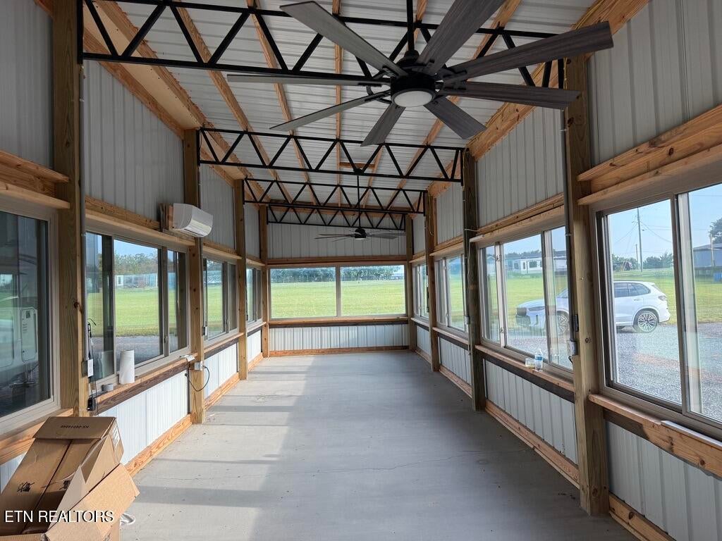 348 Harris Town Rd