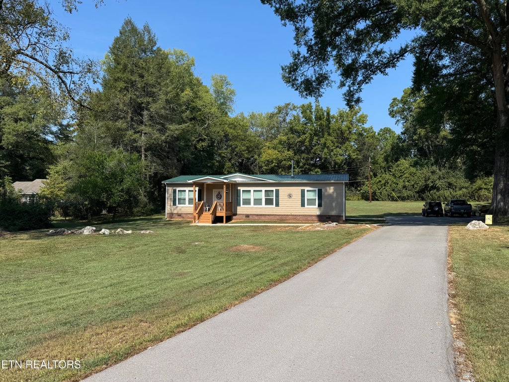 Photo of 2643 Delrose Drive, Knoxville, TN 37914 (MLS # 1355937)
