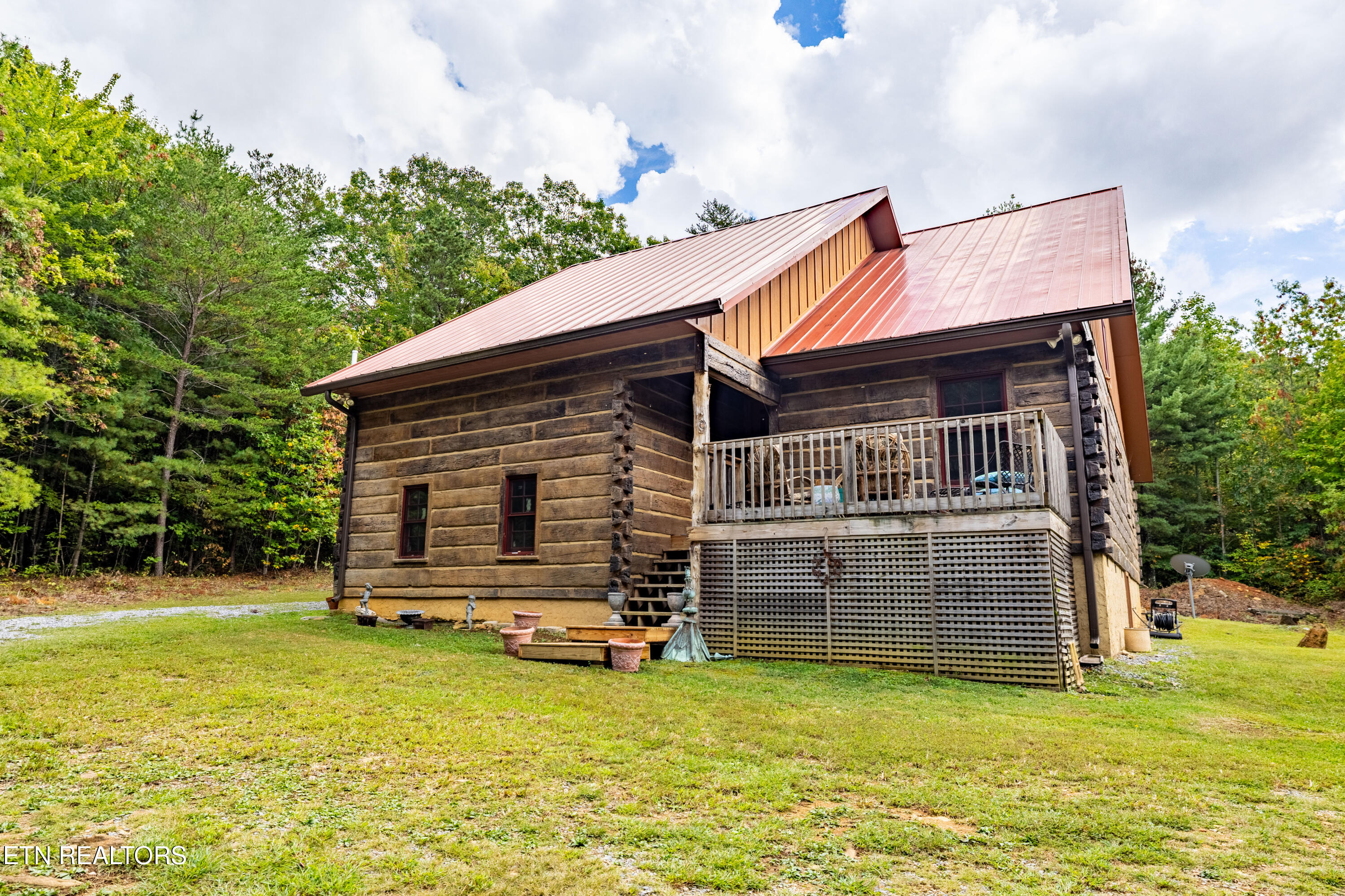 2566 Smithfield Rd.