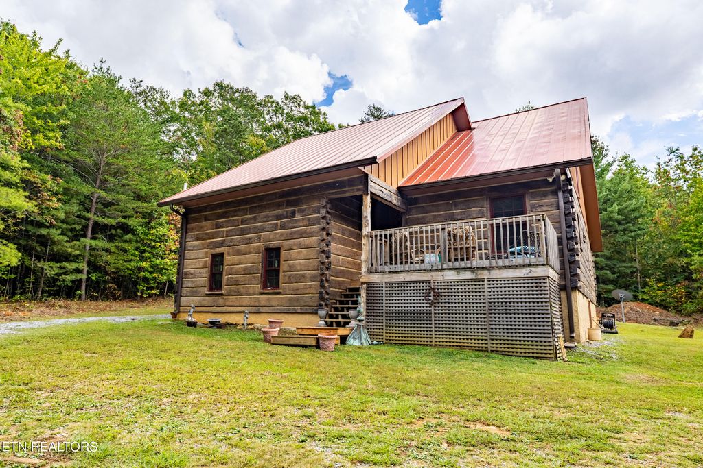 Photo of 2566 Smithfield Rd. Rd, Tellico Plains, TN 37385 (MLS # 1317633)
