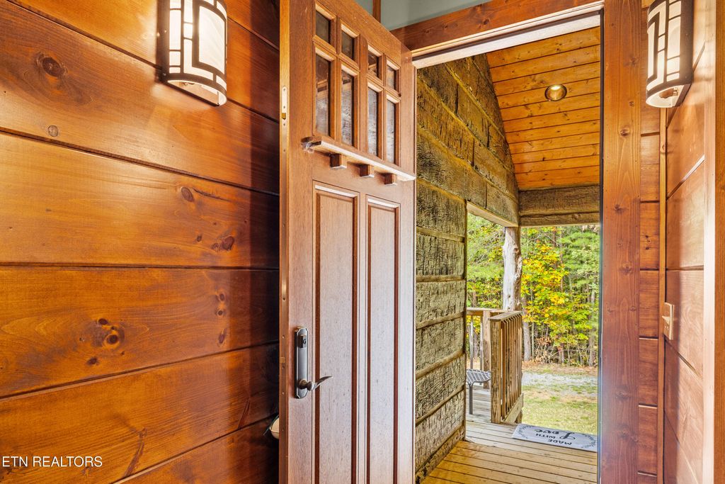 Photo of 2566 Smithfield Rd. Rd, Tellico Plains, TN 37385 (MLS # 1317633)
