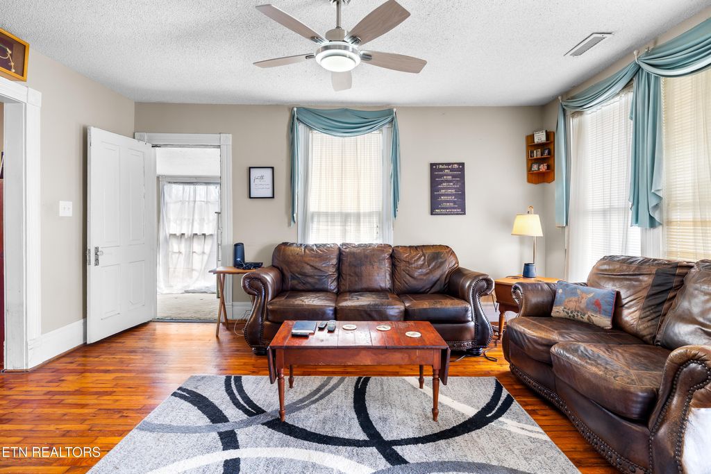 Photo of 631 Pin Hook Rd, Spring City, TN 37381 (MLS # 1331568)