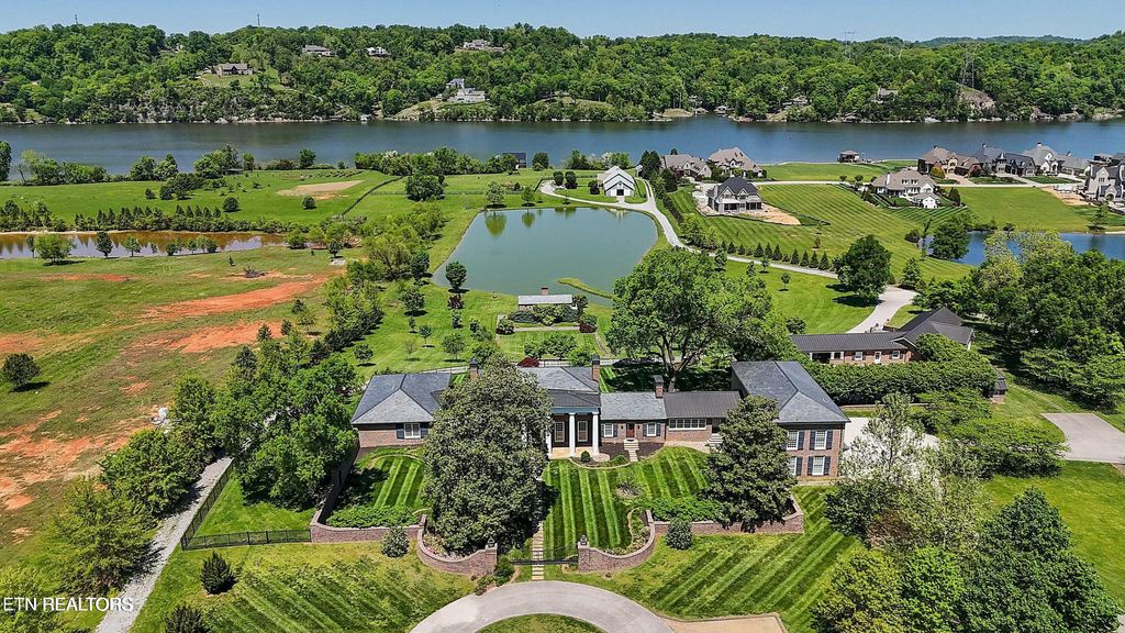 Photo of 3498 Rankin Ferry Loop, Louisville, TN 37777 (MLS # 1296650)