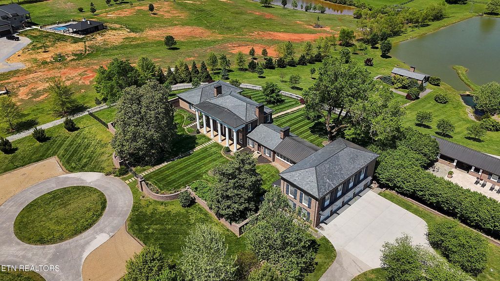 Photo of 3498 Rankin Ferry Loop, Louisville, TN 37777 (MLS # 1296650)