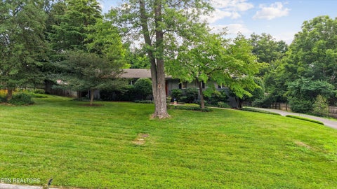 Tiny photo for 608 Churchill Rd, Knoxville, TN 37909 (MLS # 1346892)