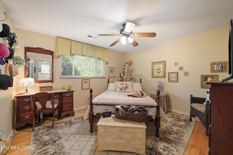 Tiny photo for 608 Churchill Rd, Knoxville, TN 37909 (MLS # 1346892)