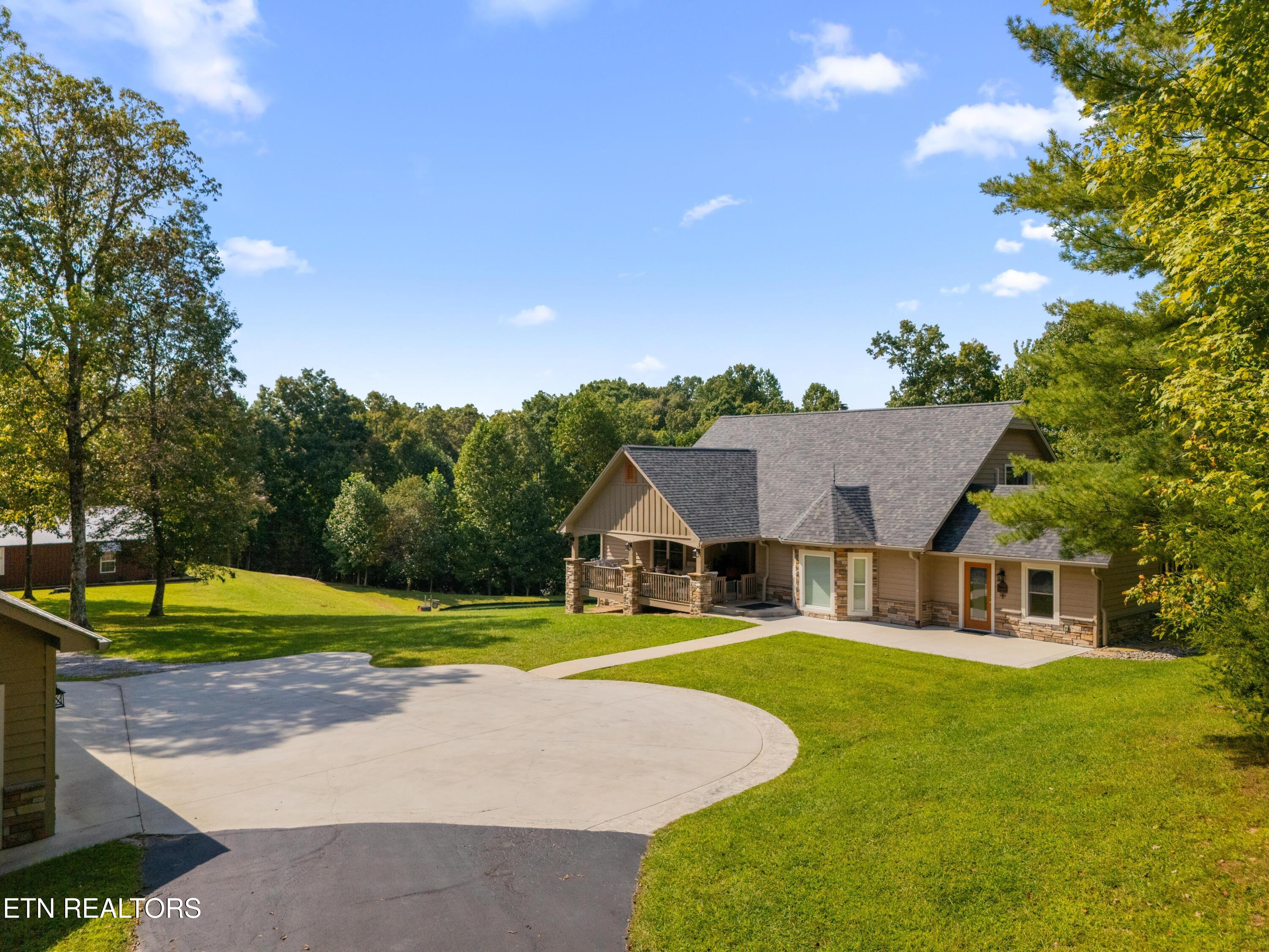 2366 Mayland Rd
